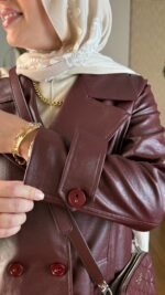 ⁦كوت جلد طويل⁩ - الصورة ⁦2⁩